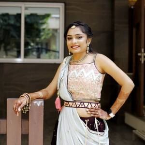 Meet your Posher, Radha